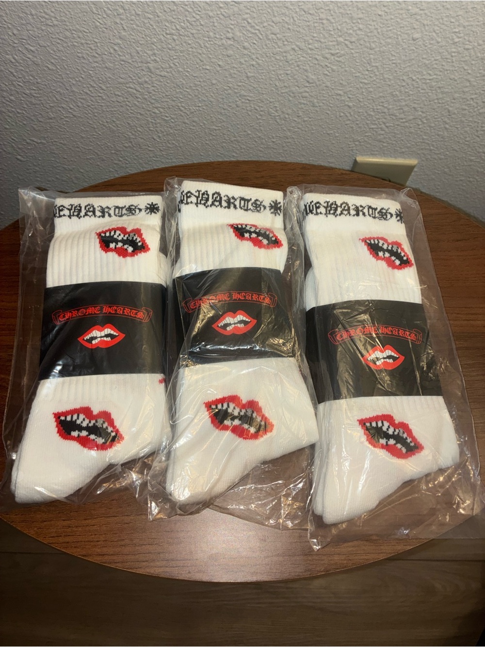 Chrome Hearts White Crew Socks with Red Lip Graphic - Men